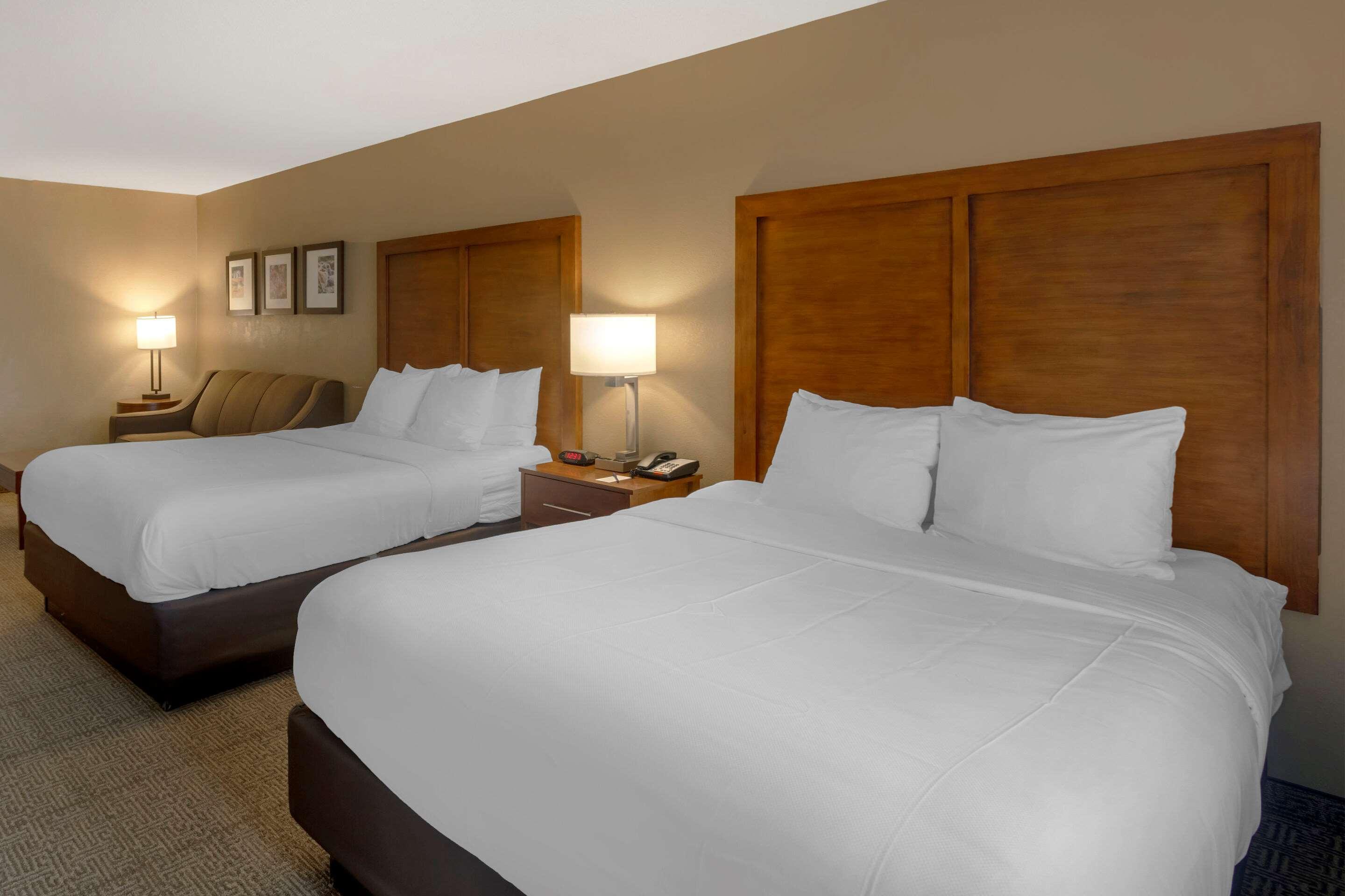 Comfort Inn & Suites Peachtree Corners Norcross Bagian luar foto