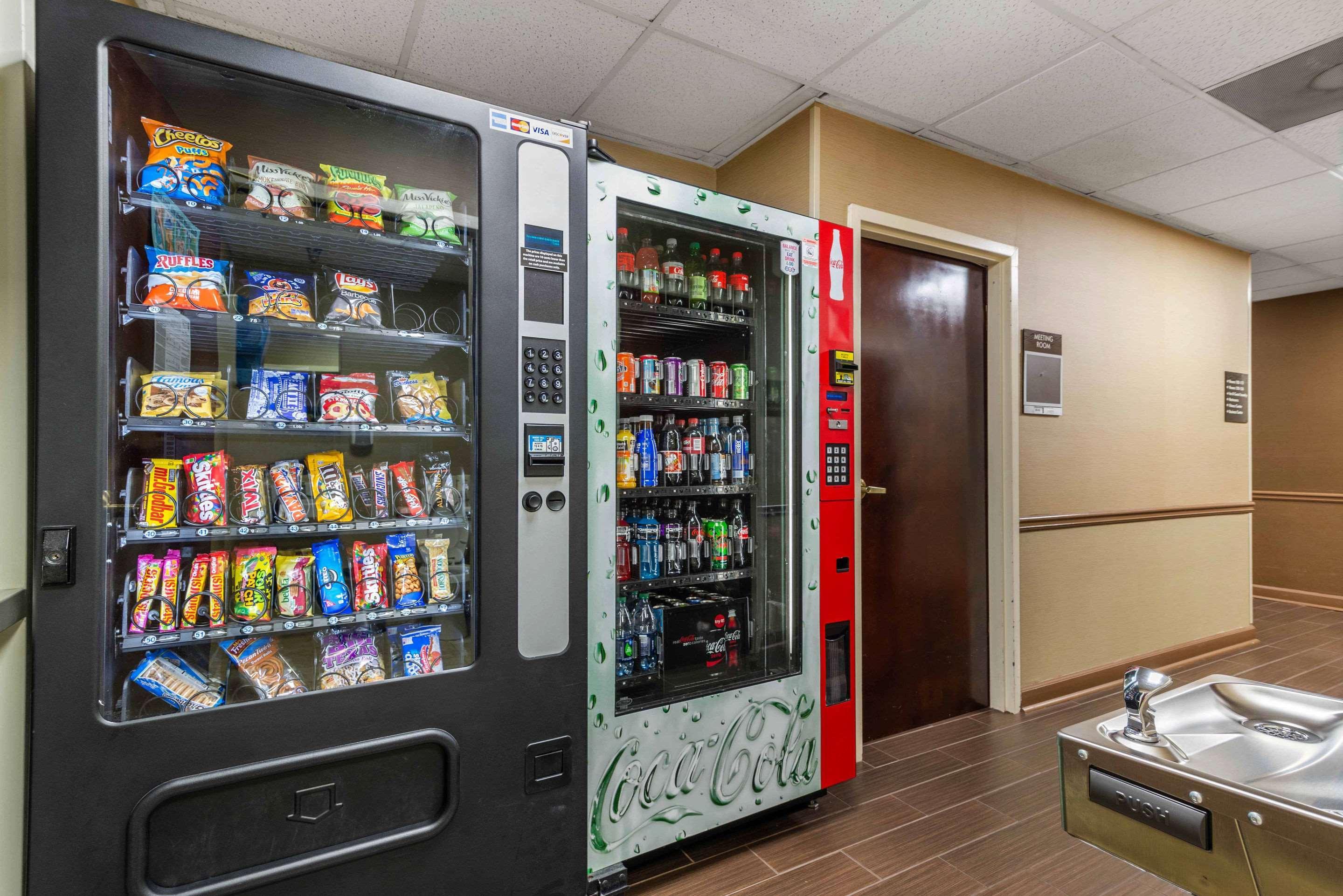 Comfort Inn & Suites Peachtree Corners Norcross Bagian luar foto