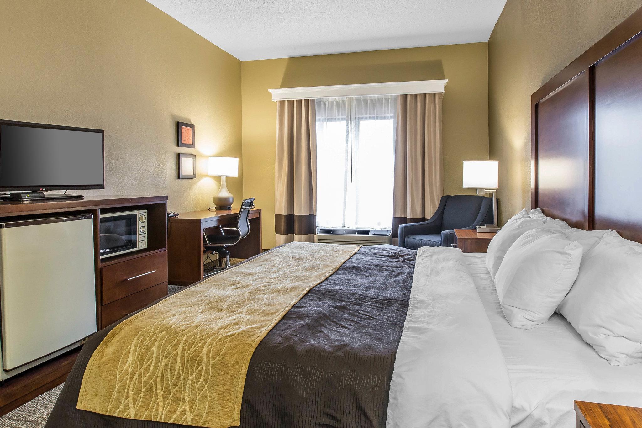 Comfort Inn & Suites Peachtree Corners Norcross Bagian luar foto