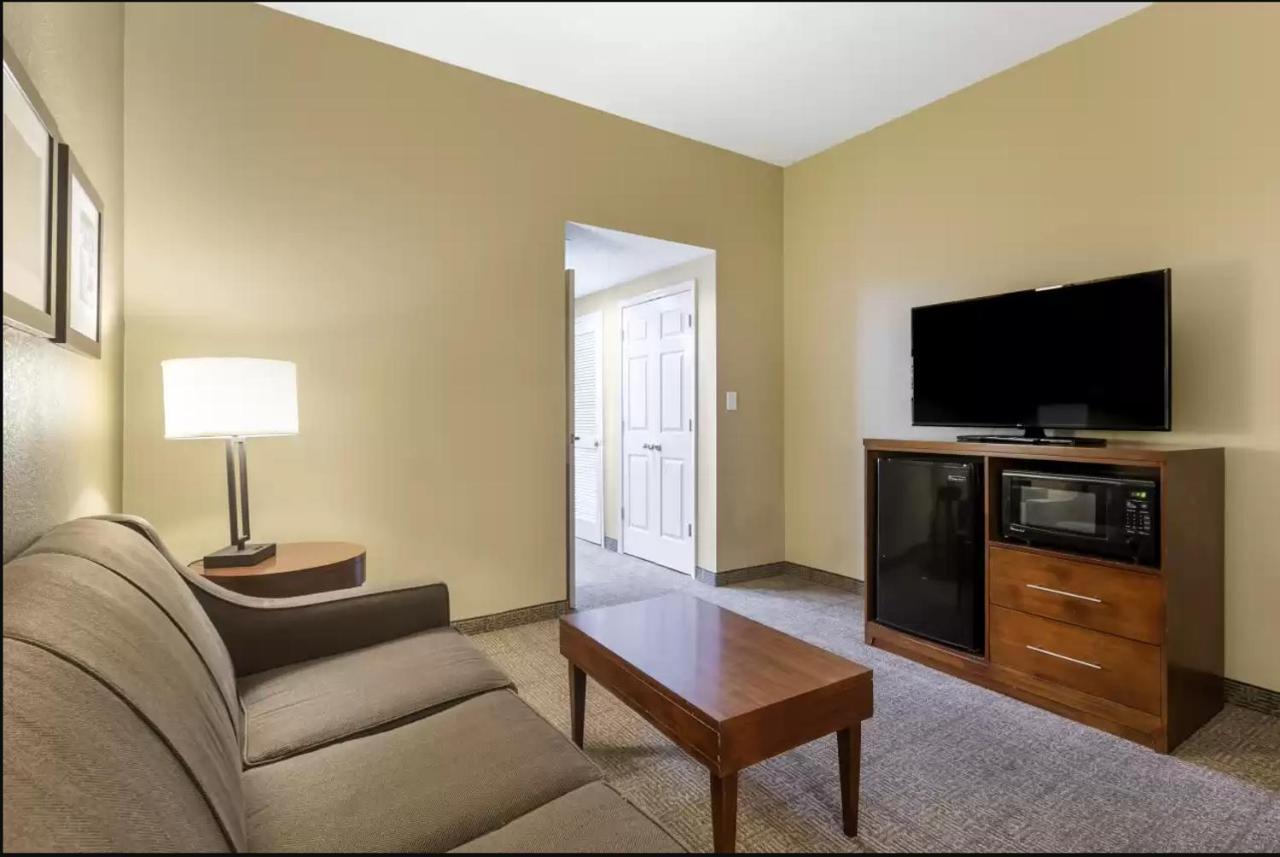 Comfort Inn & Suites Peachtree Corners Norcross Bagian luar foto