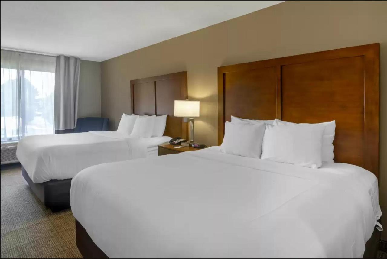 Comfort Inn & Suites Peachtree Corners Norcross Bagian luar foto