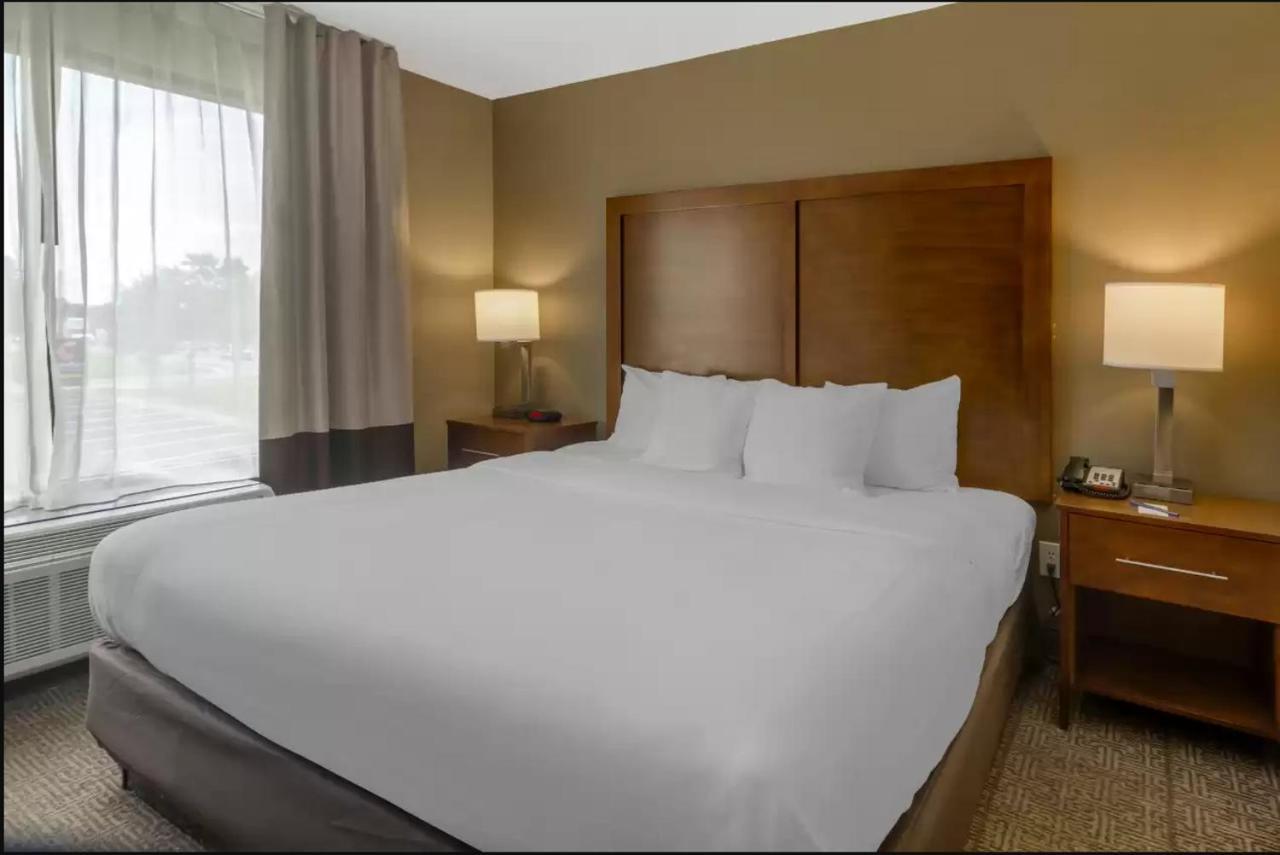 Comfort Inn & Suites Peachtree Corners Norcross Bagian luar foto