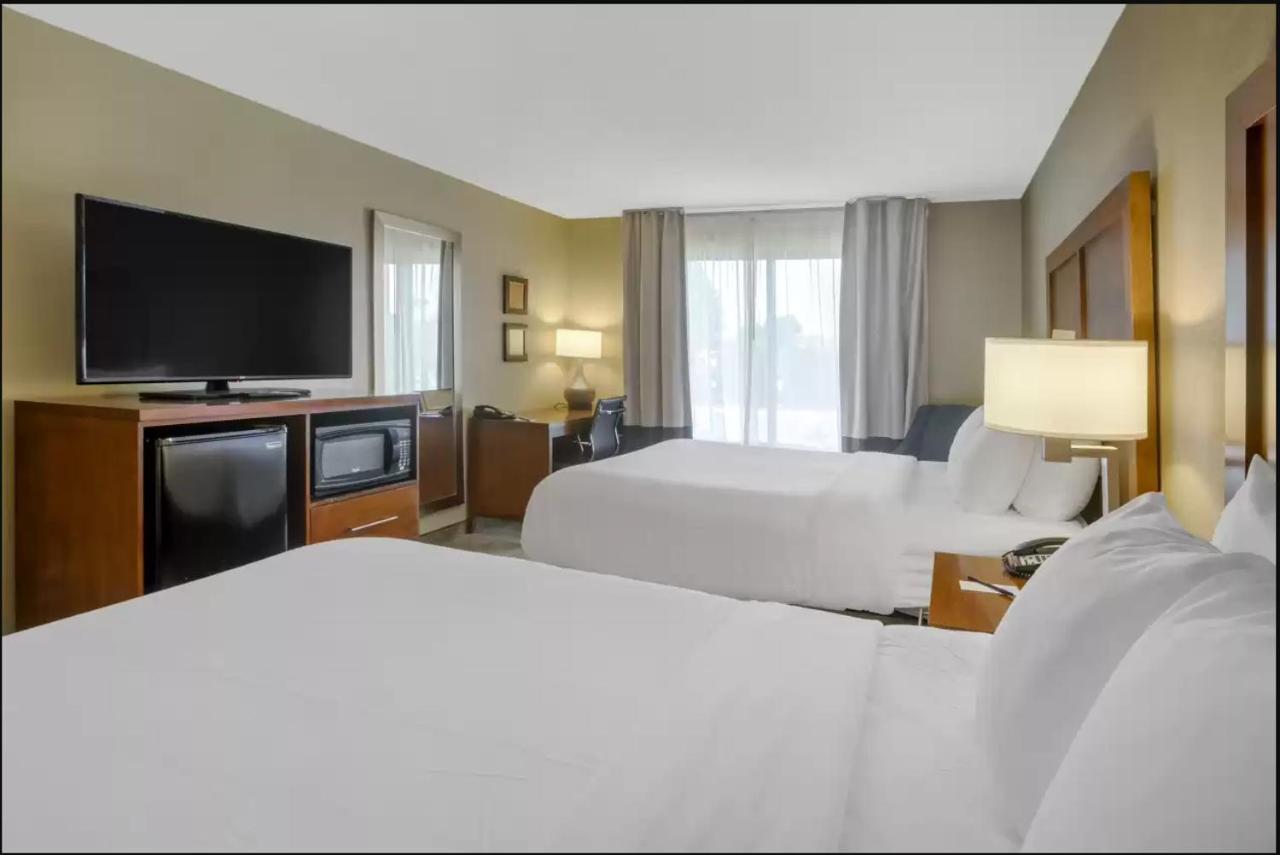 Comfort Inn & Suites Peachtree Corners Norcross Bagian luar foto