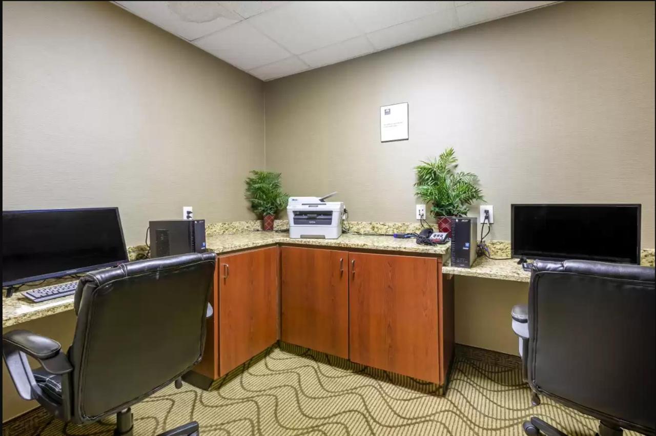 Comfort Inn & Suites Peachtree Corners Norcross Bagian luar foto